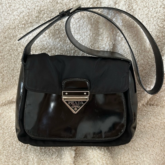 PRADA Messenger Bag Black Nylon Leather Crossbody Bag Logo Italy - Picture 1 of 8